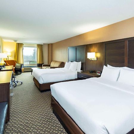 Comfort Inn & Suites Salmon Arm Exteriér fotografie