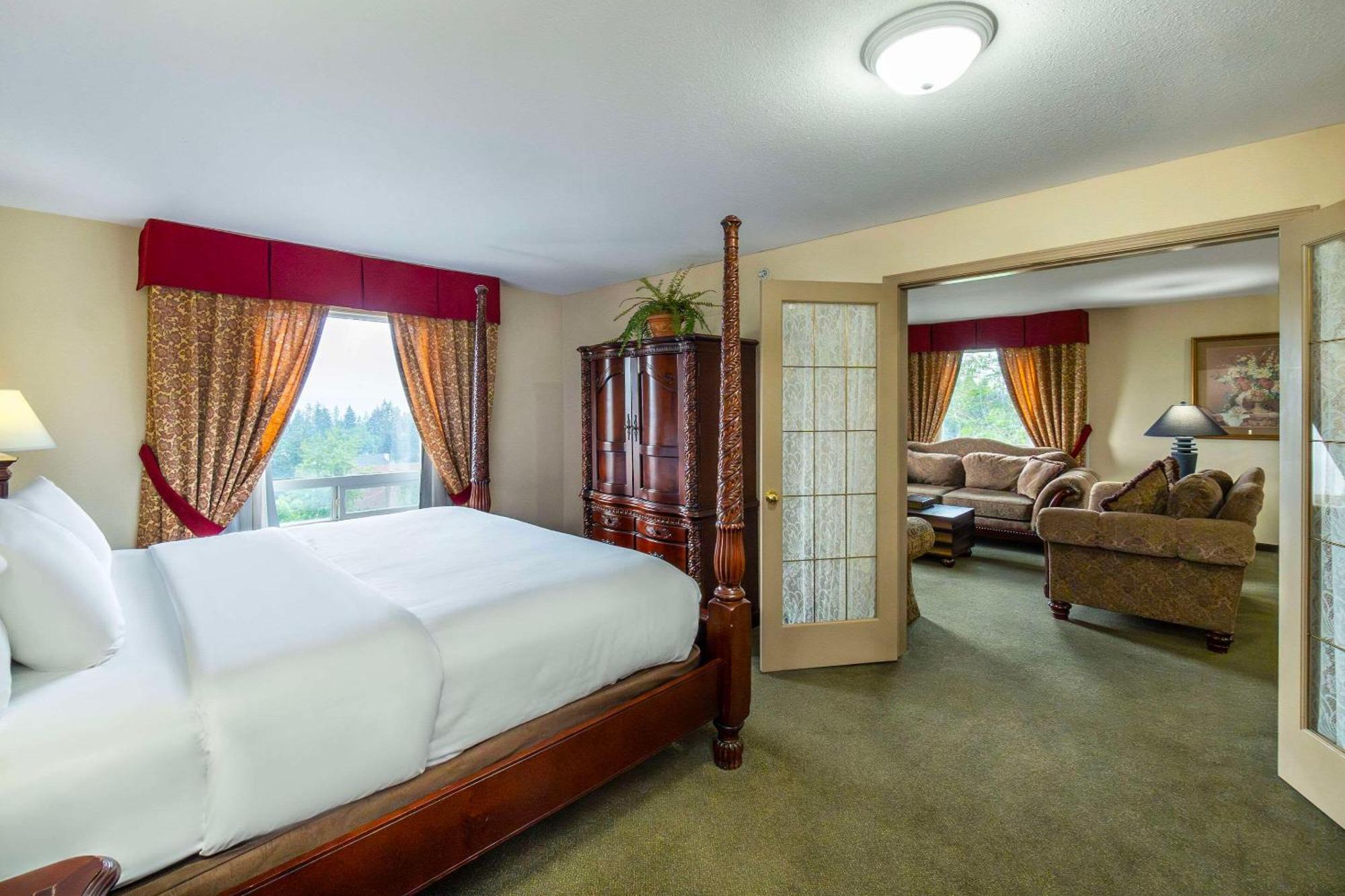 Comfort Inn & Suites Salmon Arm Exteriér fotografie