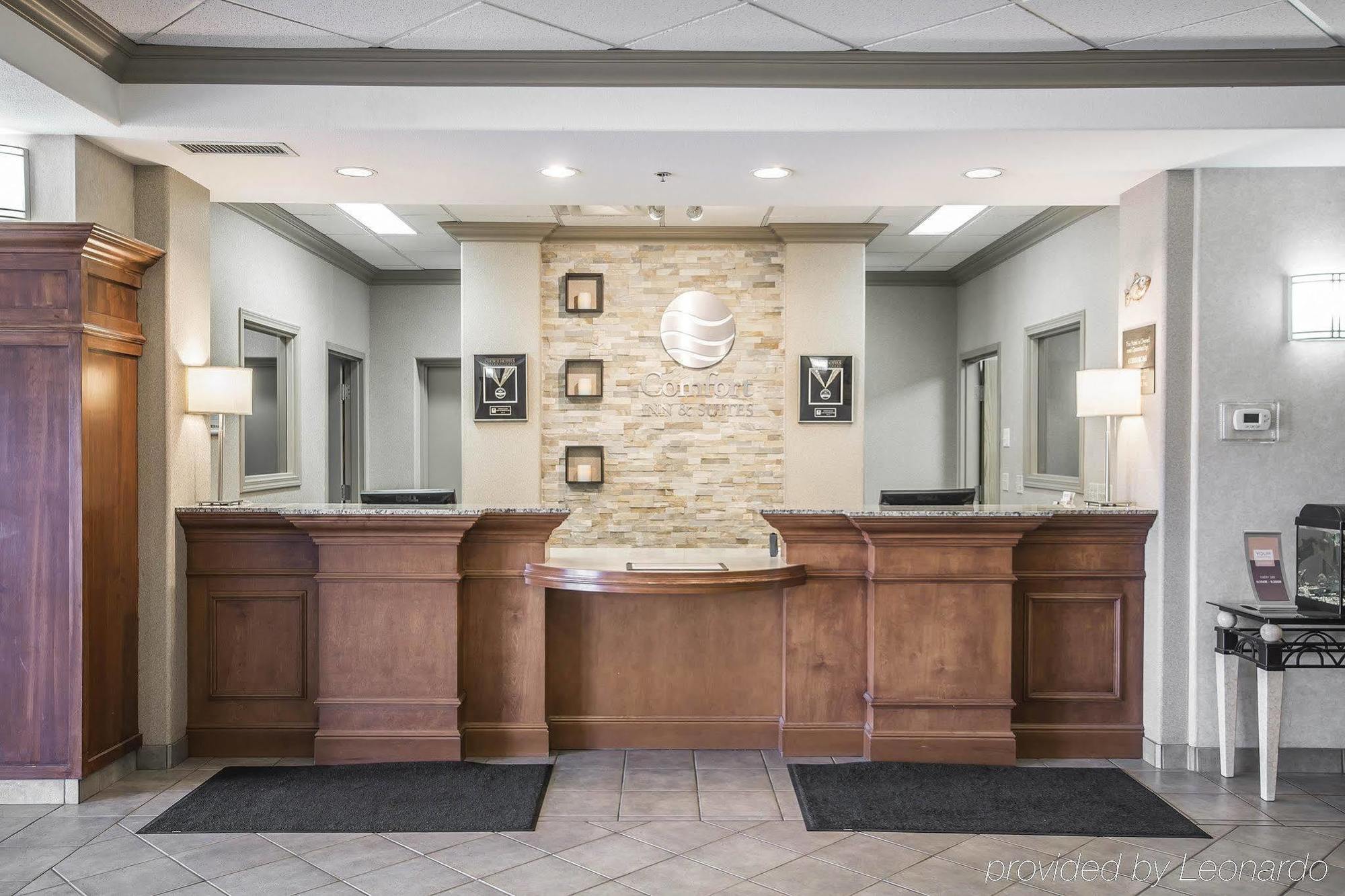 Comfort Inn & Suites Salmon Arm Exteriér fotografie
